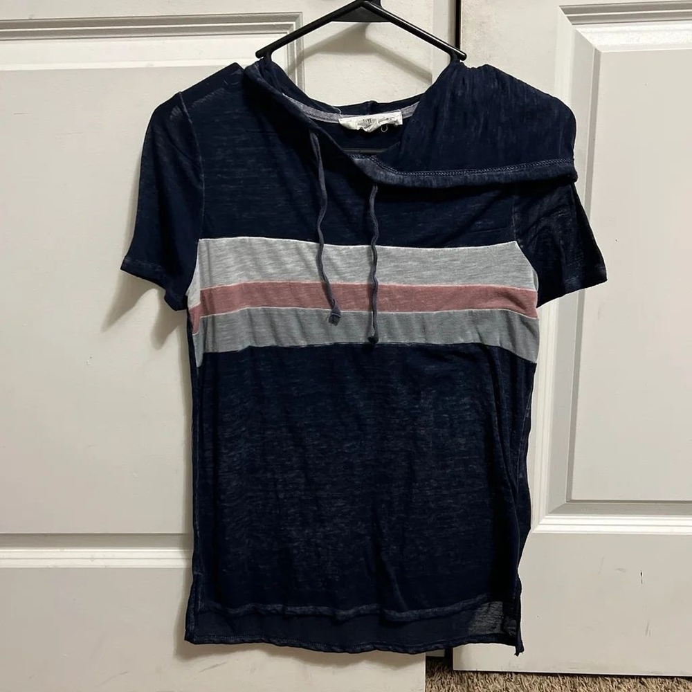 Women’s shirt